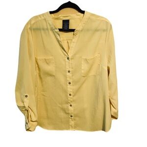Covington Pale Yellow Button-Front Women's Shirt